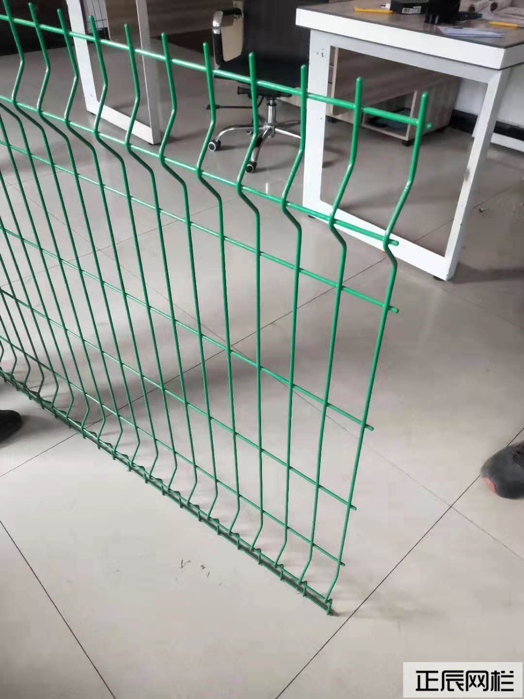 圍欄網(wǎng)安裝圖