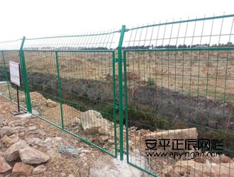 鐵絲網(wǎng)護欄網(wǎng)廠家