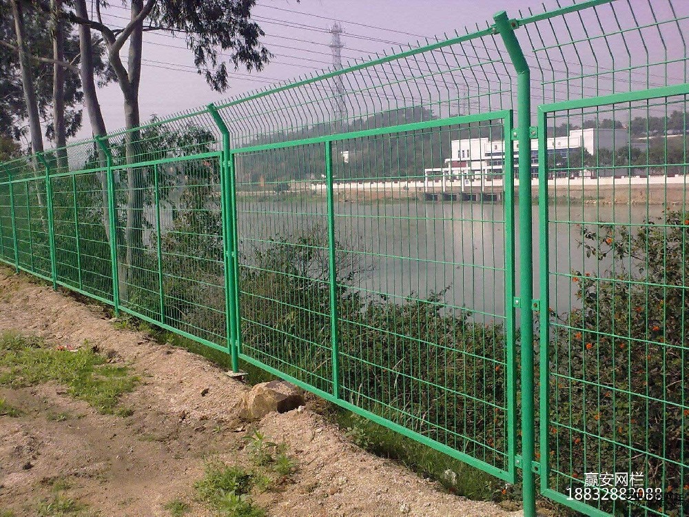 圍欄護(hù)欄廠家