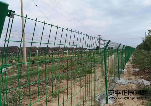 光伏場區護欄網