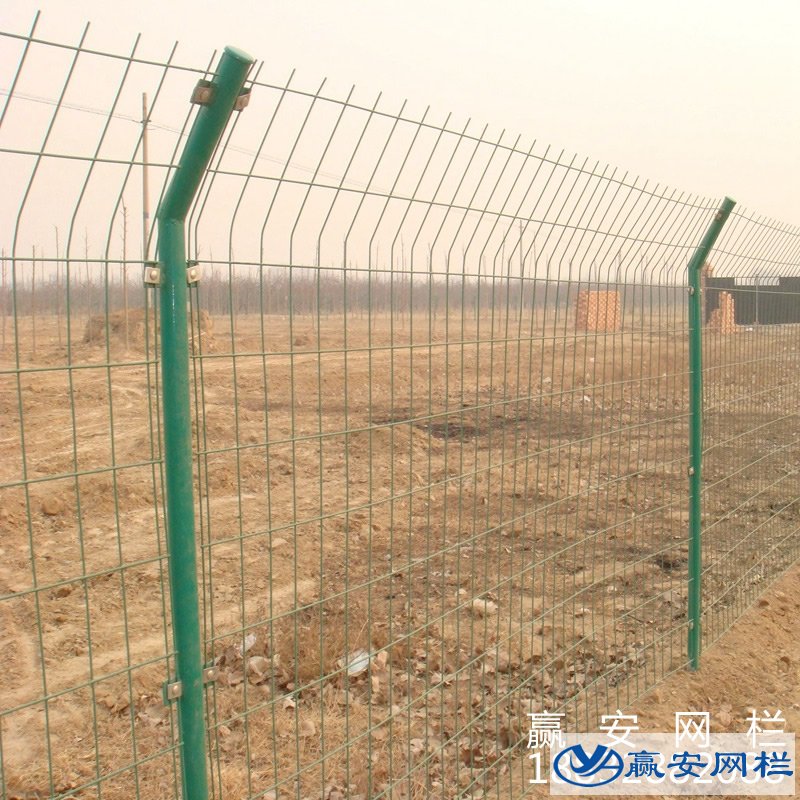 公路護(hù)欄網(wǎng)