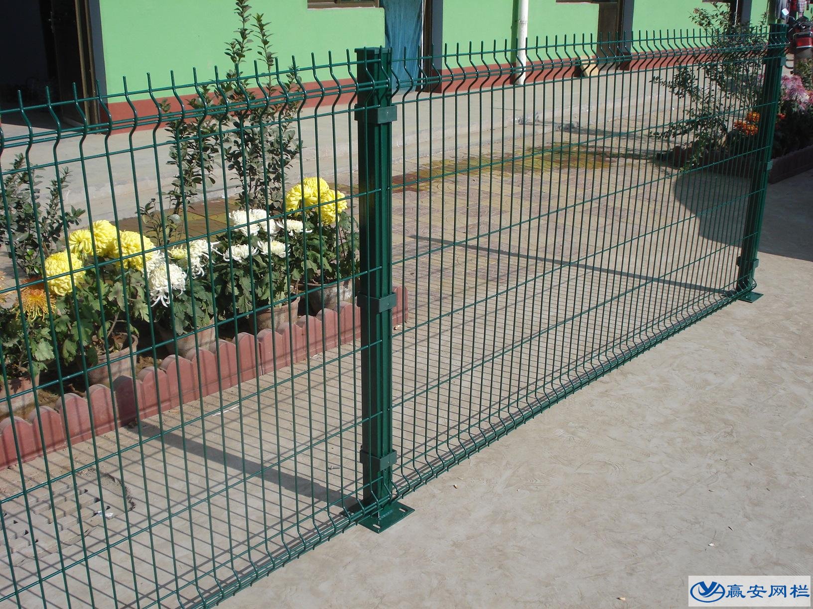 綠色鐵絲圍欄網