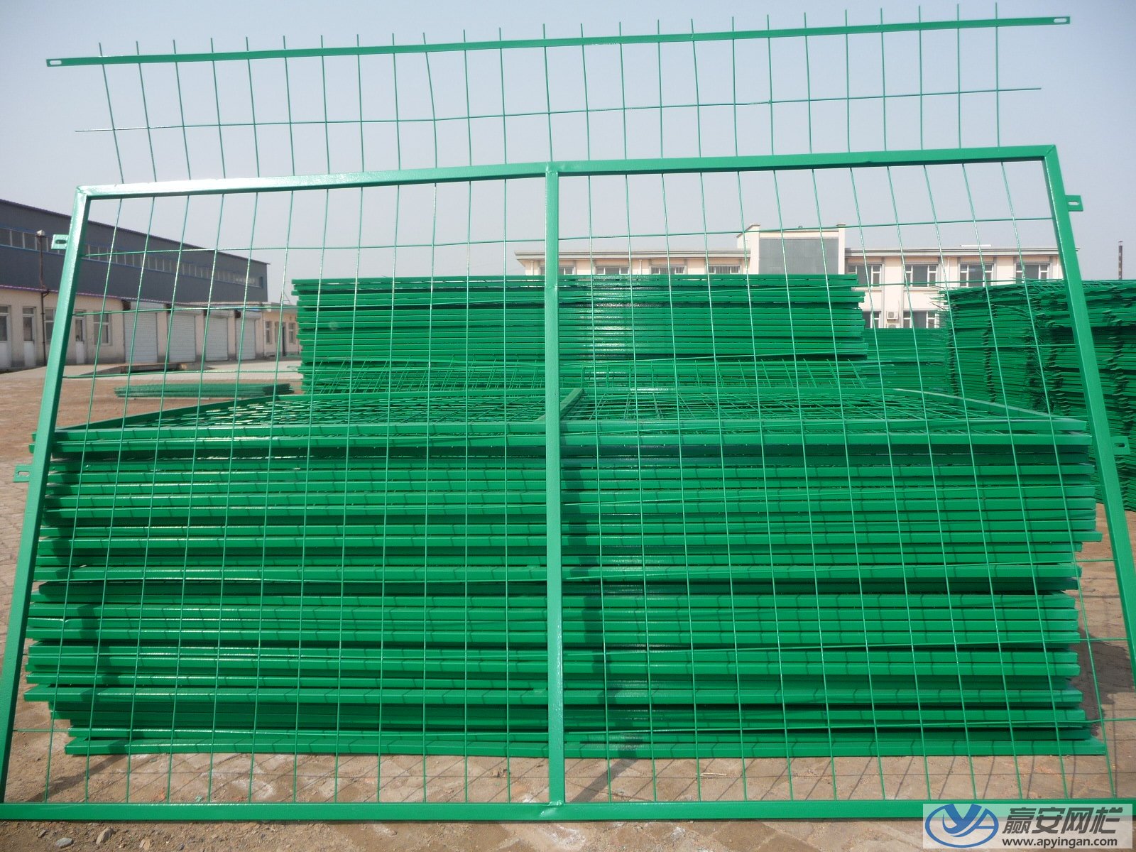 常見的框架護欄網規格 框架護欄網