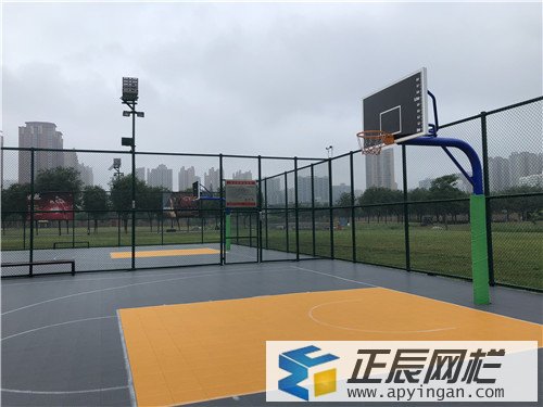 體育場圍網 體育場圍網