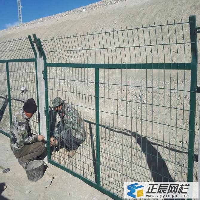 鐵路線路防護(hù)柵欄 鐵路線路防護(hù)柵欄