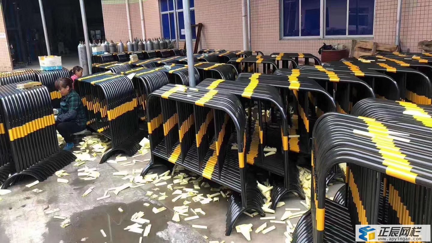 鐵馬護欄多少錢一個