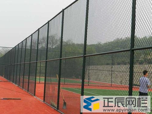籃球場圍網(wǎng)效果圖