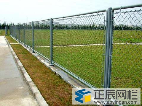 勾花網護欄圖片