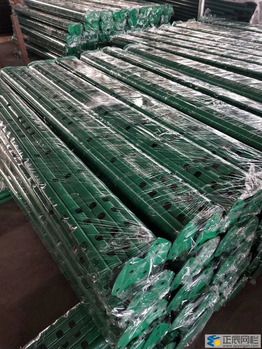 桃型柱護欄網(wǎng)生產(chǎn)廠家