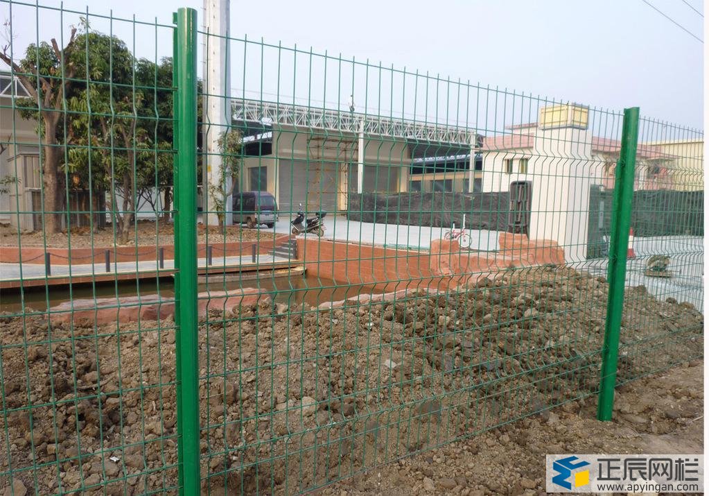 金屬護(hù)欄網(wǎng)的分類