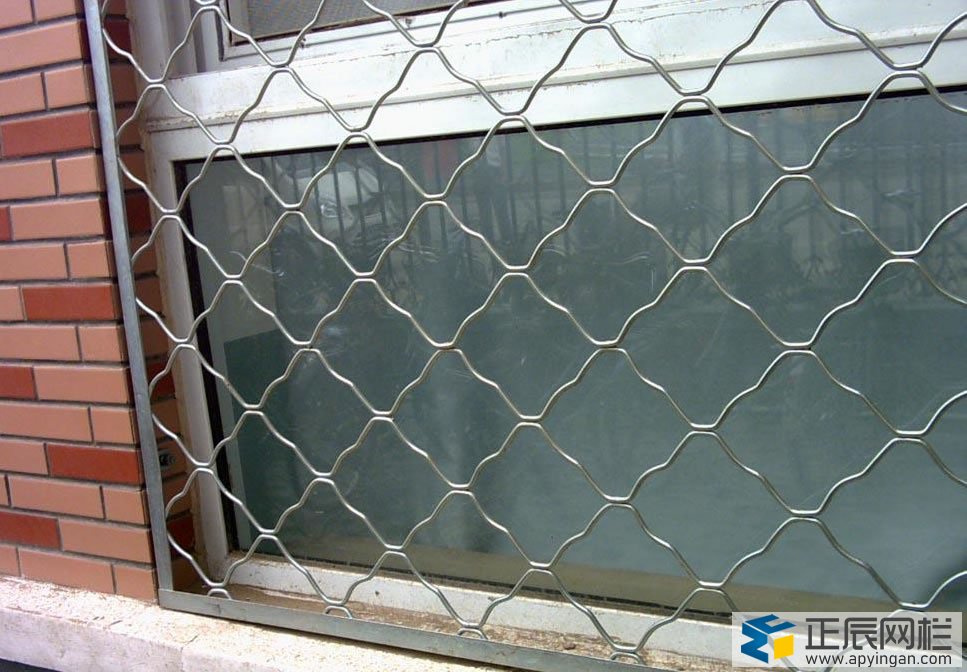 框架護(hù)欄網(wǎng)片