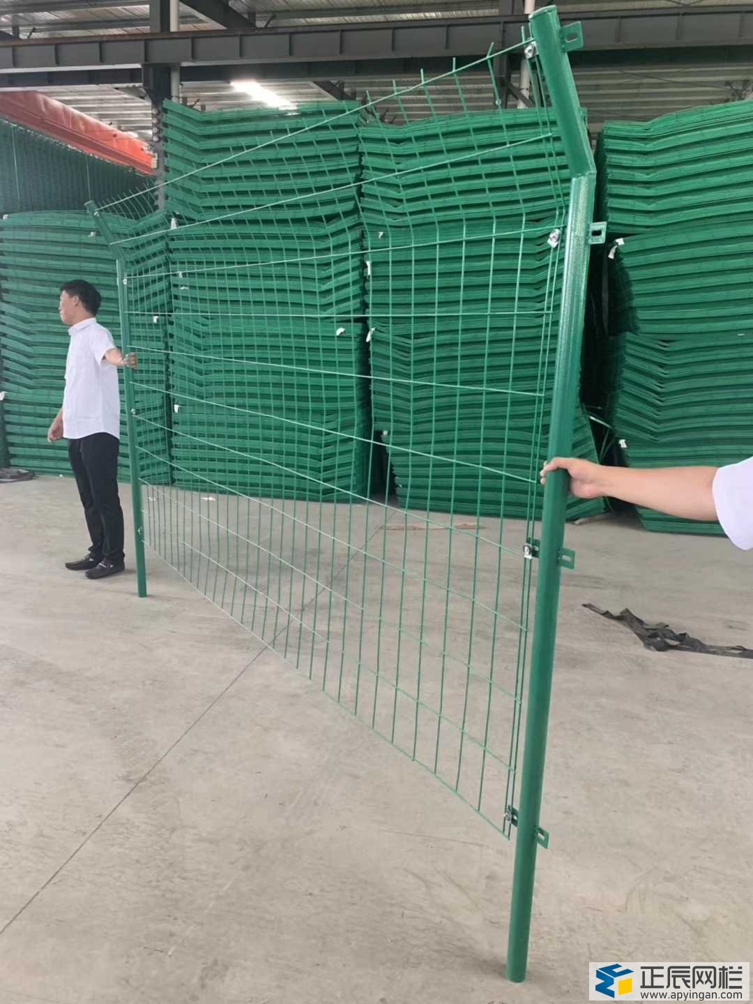 高速公路護欄網圖紙圖片