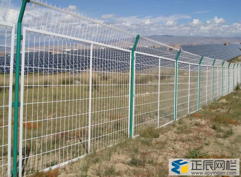 光伏場地護欄網