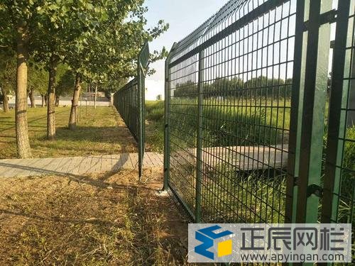 護欄網(wǎng)