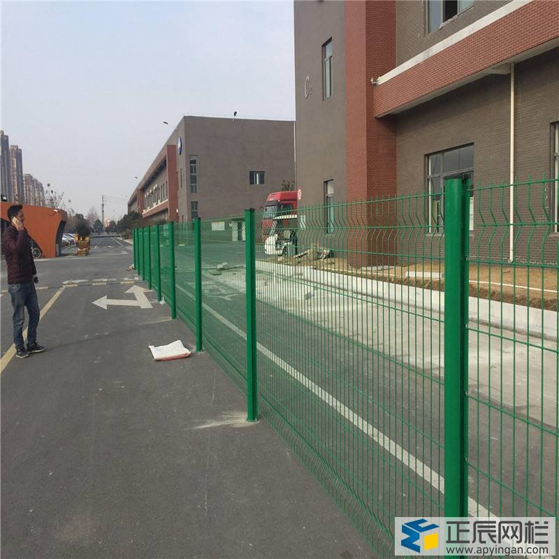 中小學校園護欄網