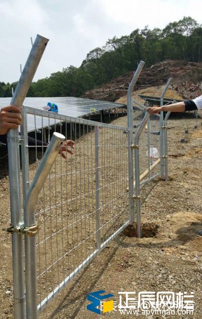 道路護(hù)欄網(wǎng)