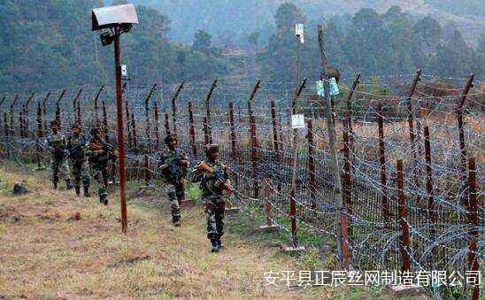 邊防護(hù)欄網(wǎng)